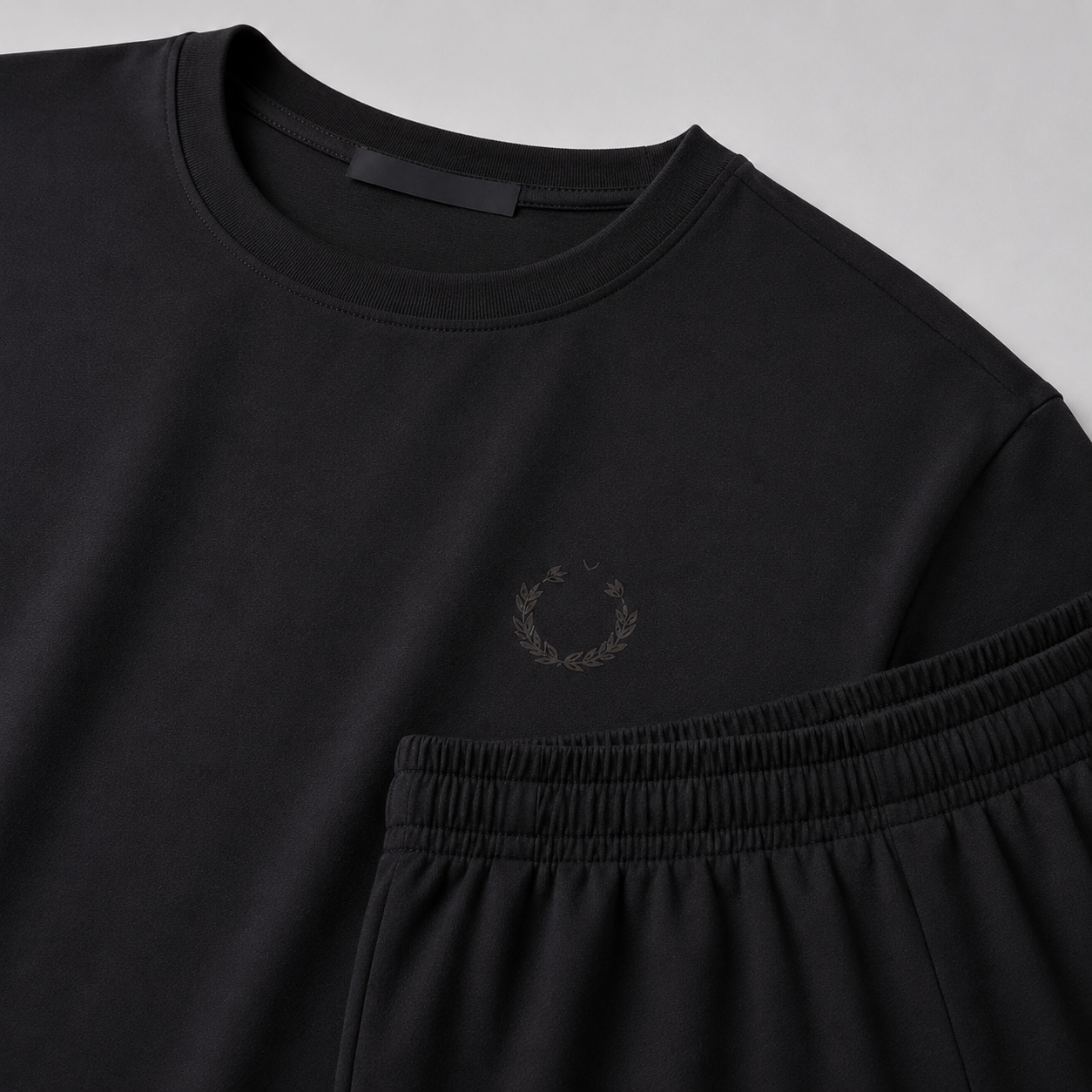 Men’s Minimal Comfort T-Shirt & Shorts Set